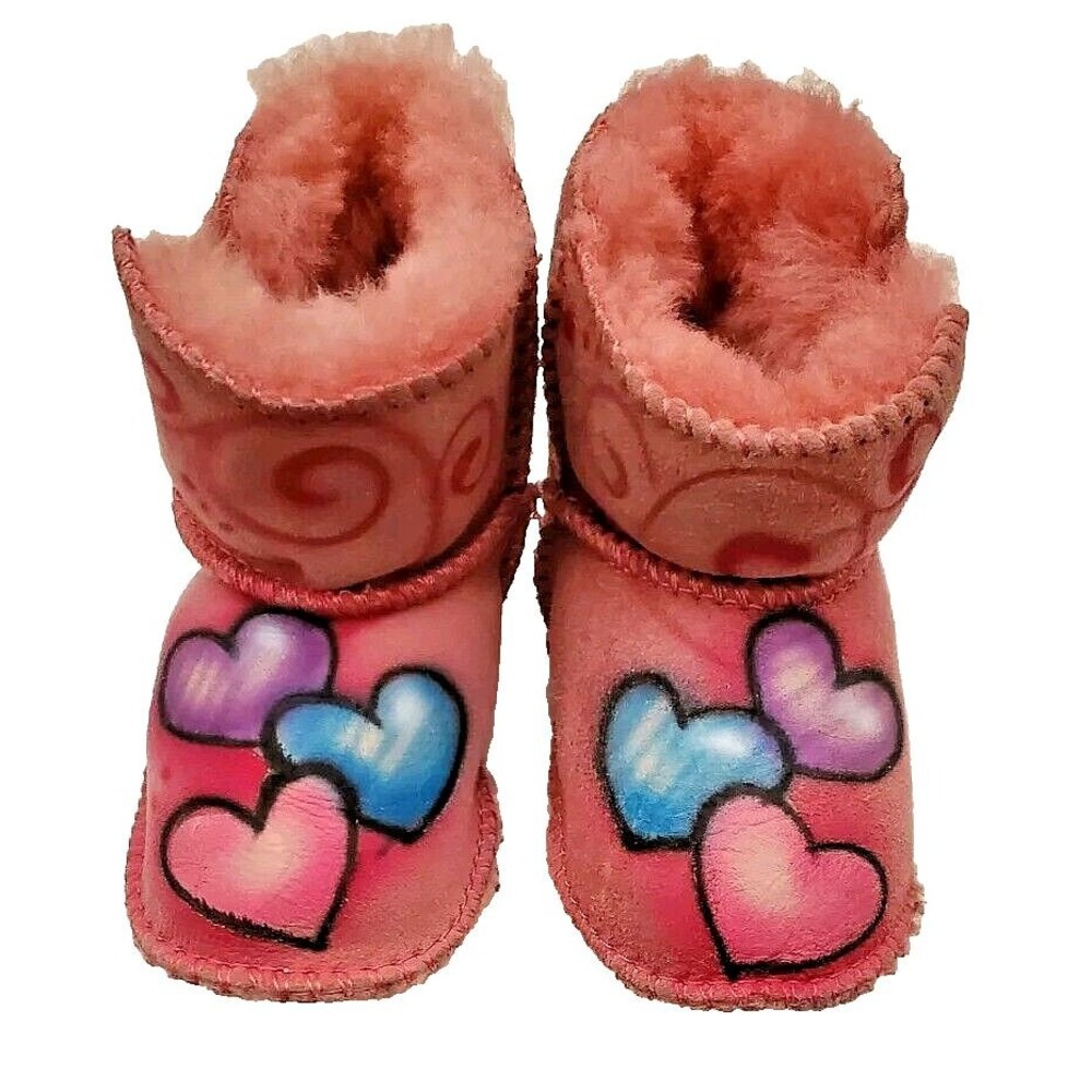 Penelope Wildberry Sheepskin Girl Boots INFANT Size M Pink Hearts Valentines Day